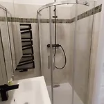 Apartment Szekely Near Deak Ferenc Square With Free Parking In Garage Mid Term *
