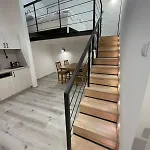 Szekely Near Deak Ferenc Square With Free Parking In Garage Mid Term Apartment