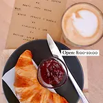 Szekely Near Deak Ferenc Square With Free Parking In Garage Mid Term *