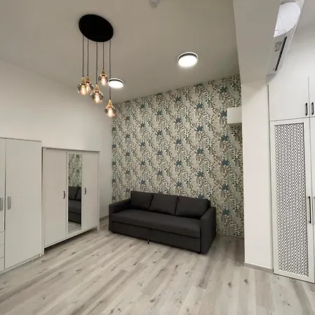 Szekely Near Deak Ferenc Square With Free Parking In Garage * 부다페스트