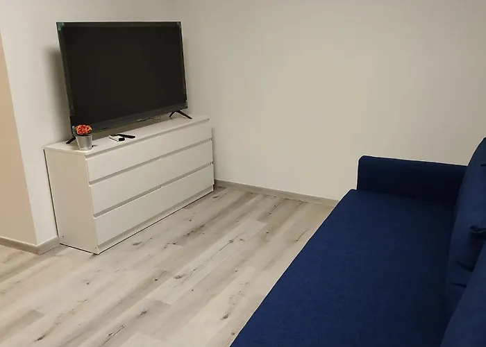 Szekely Near Deak Ferenc Square With Free Parking In Garage Mid Term דירה בודפשט