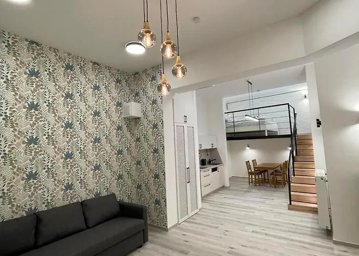 Szekely Near Deak Ferenc Square With Free Parking In Garage Mid Term アパート ブダペスト