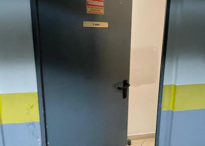 Szekely Near Deak Ferenc Square With Free Parking In Garage Mid Term *